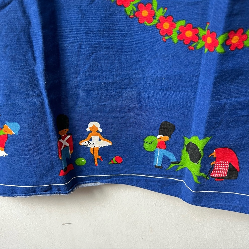 Vintage Danish Hans Christian Andersen Folktale Wall Hanging - Picture 7 of 13